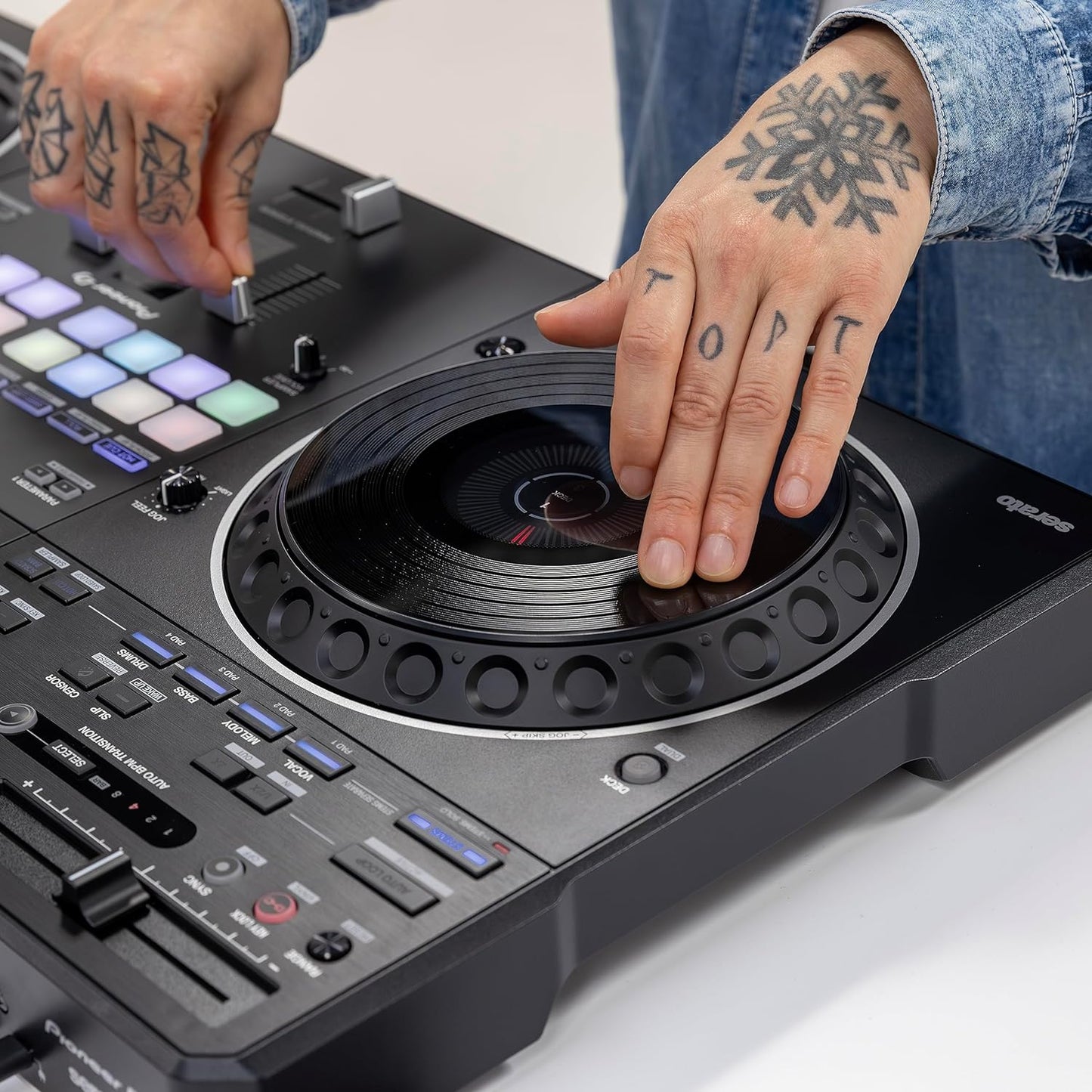 Pioneer DJ DDJ-REV5 4-deck DJ Controller with Stem Separation