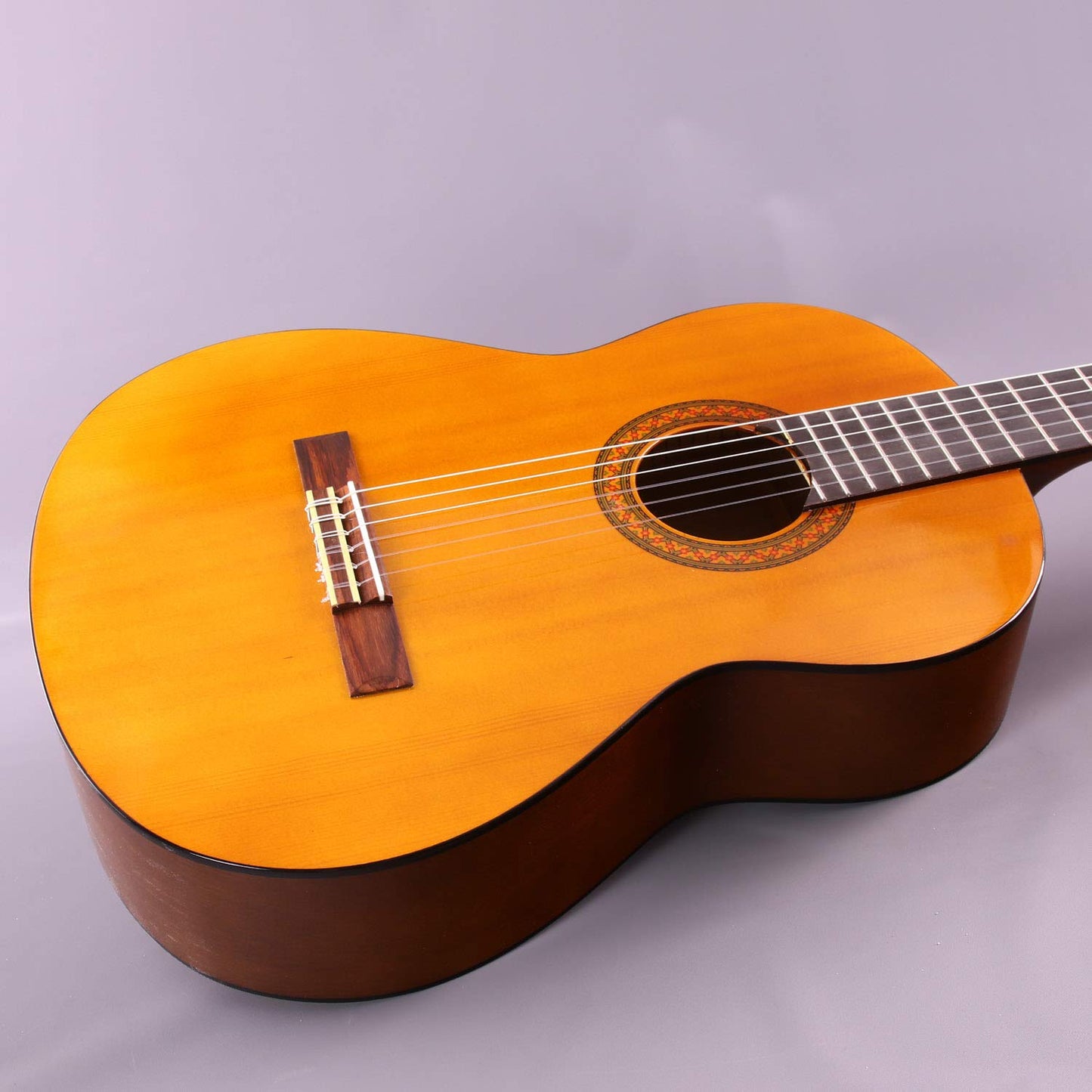 Yamaha C-40 Fullsized Classic Guitar With Gloss Finish