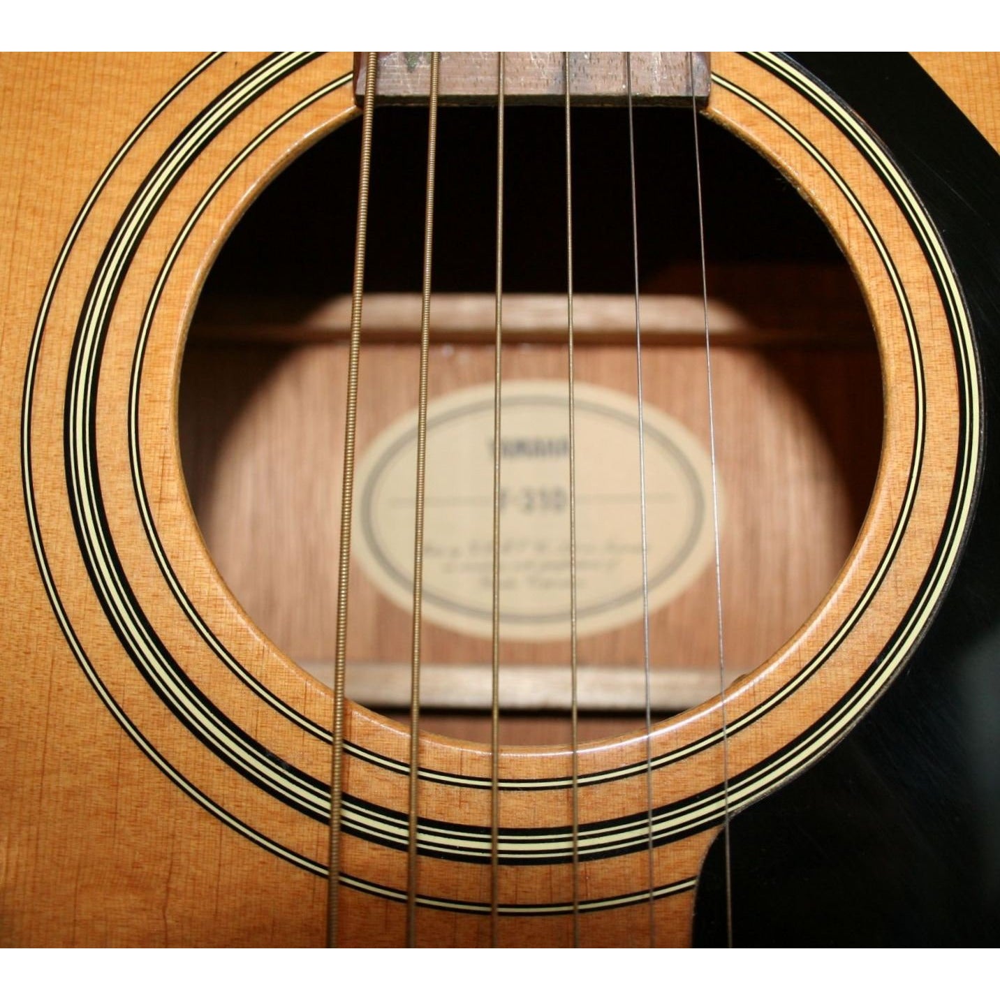 Yamaha f310 guitar deals strings